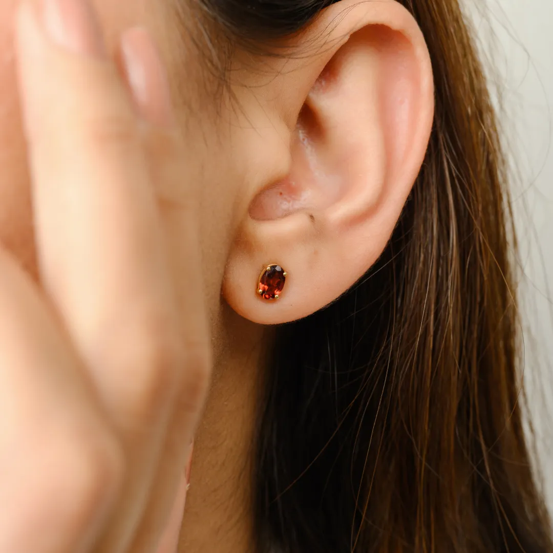 18K Gold Garnet Oval Studs