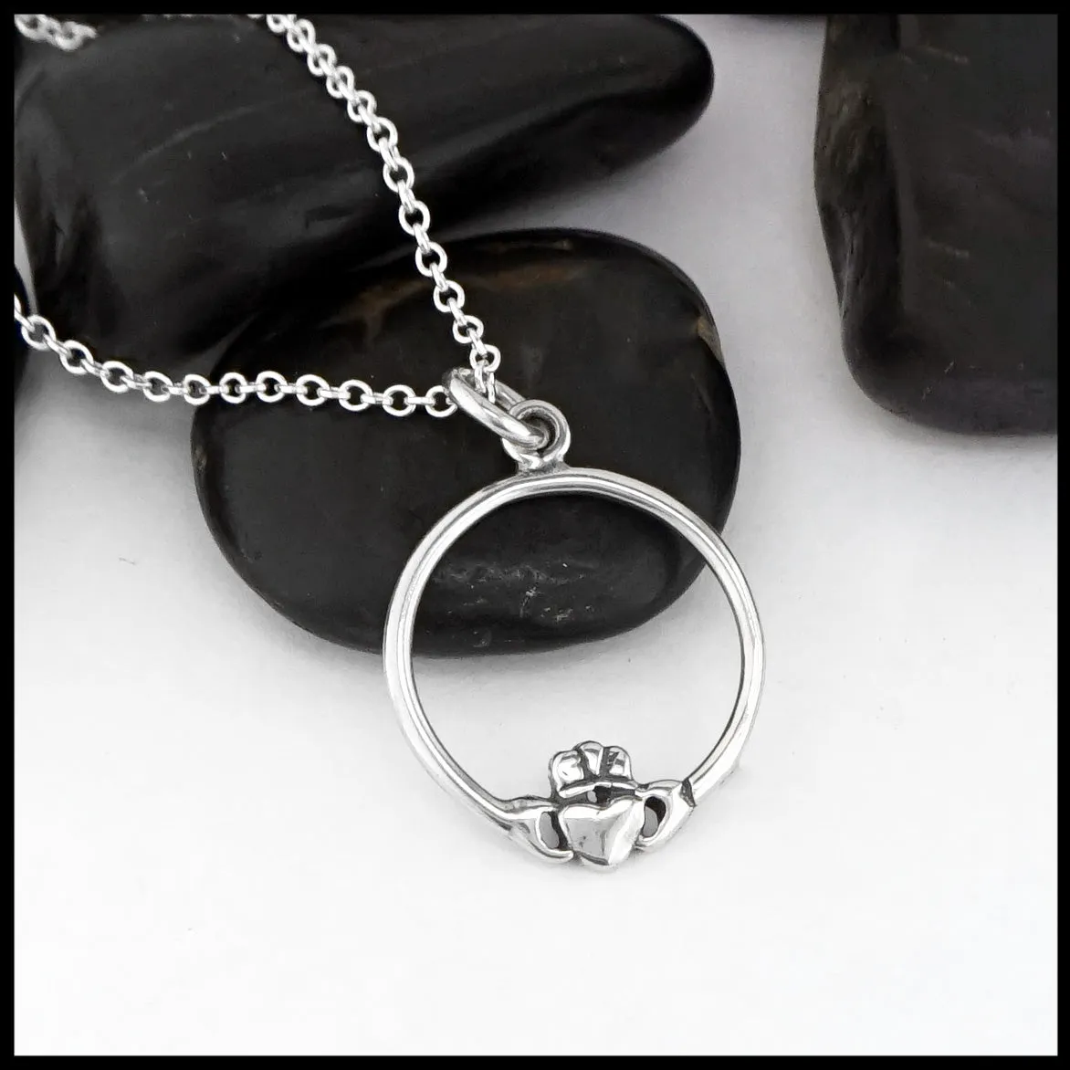 Claddagh Pendant in Silver