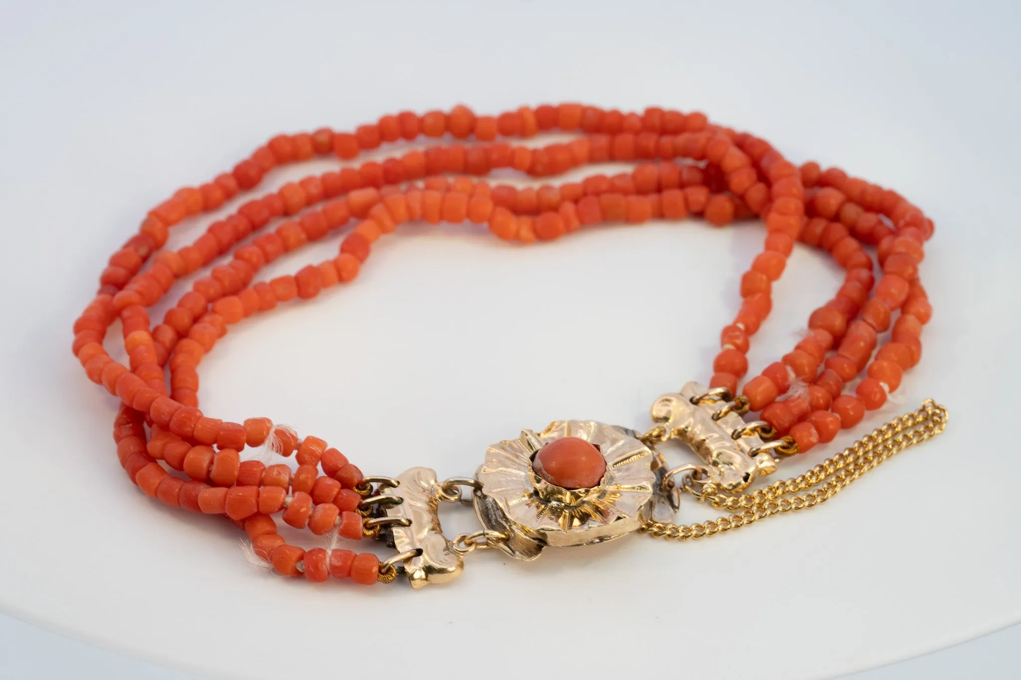 Elegant Red Beaded and Gold Bracelet