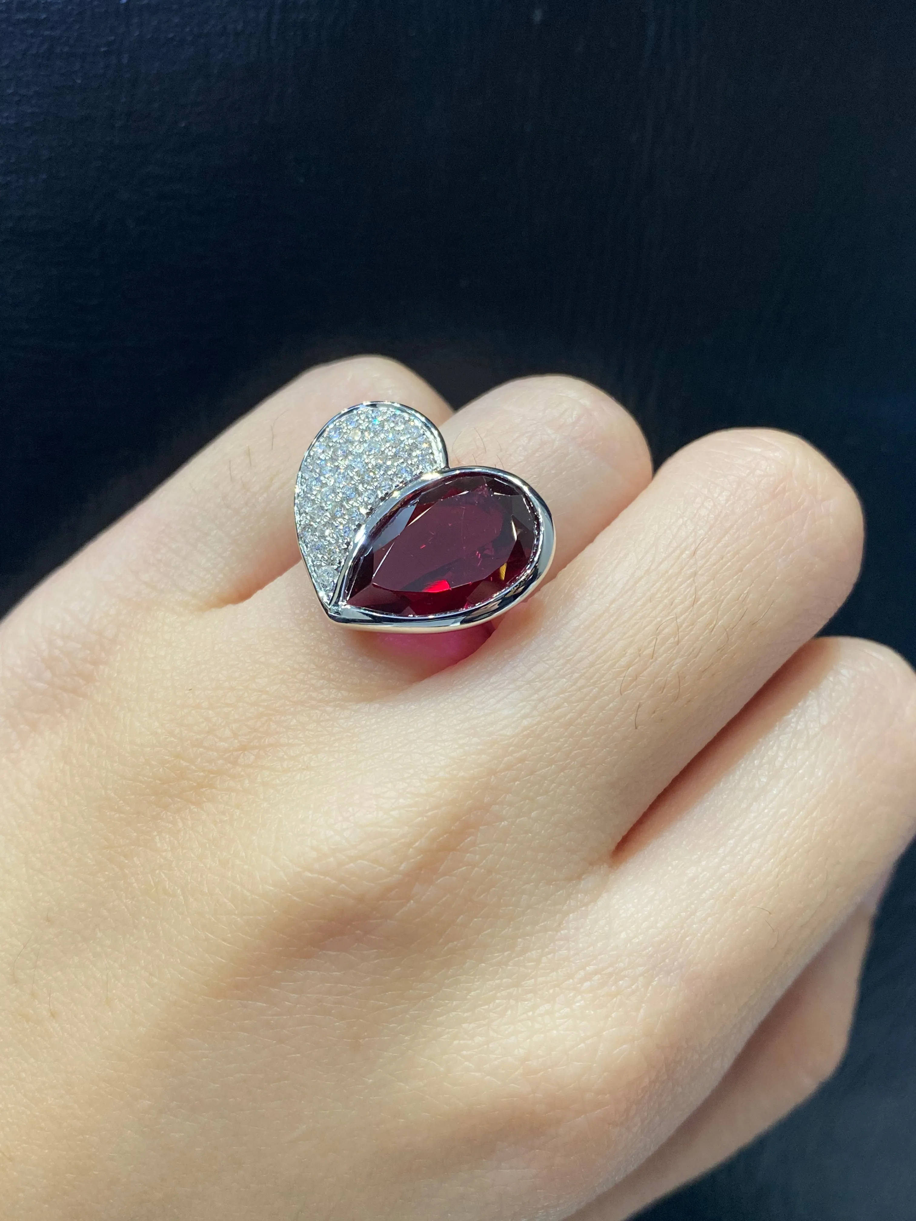 Half Heart Paved Red Ruby Gemstones Diamond Ring 14kt