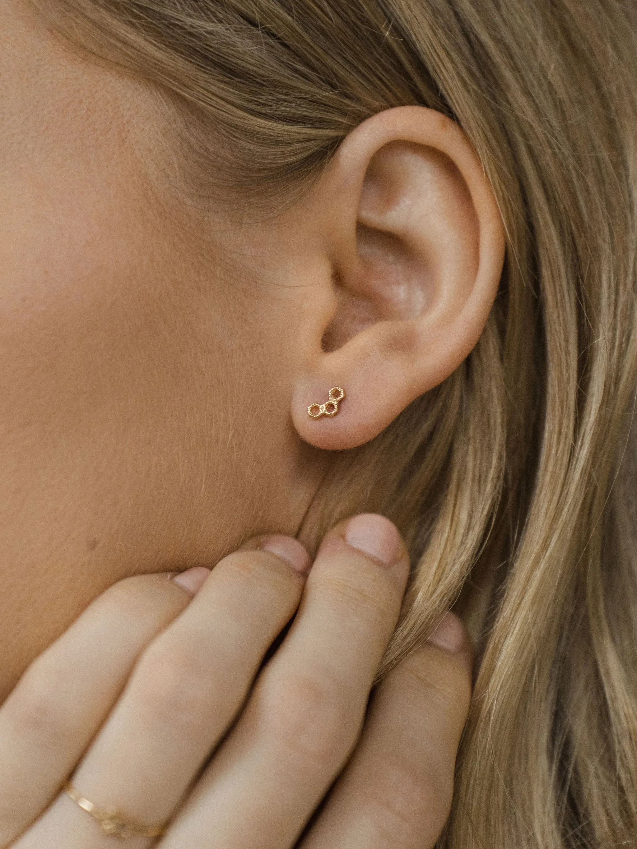 Honeycomb Studs | 14K Gold