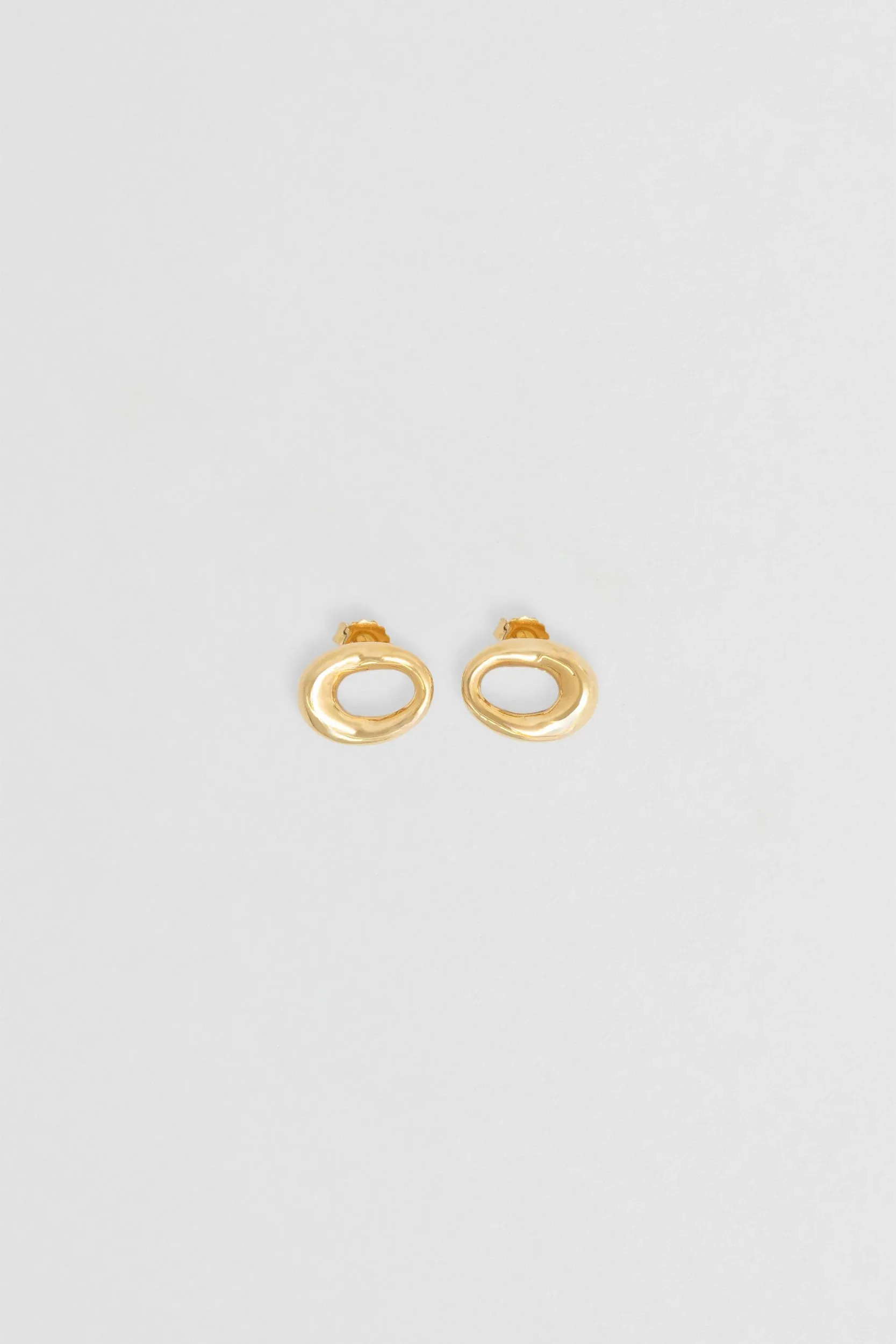 Nina Gordon Verge Studs - Gold