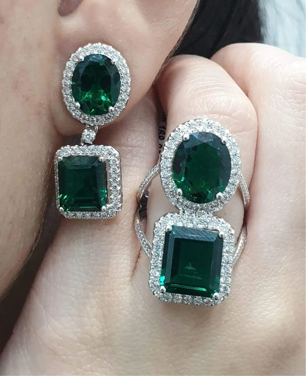 PREORDER | Duo Shape Green Emerald Gemstones Diamond Jewelry Set 14kt