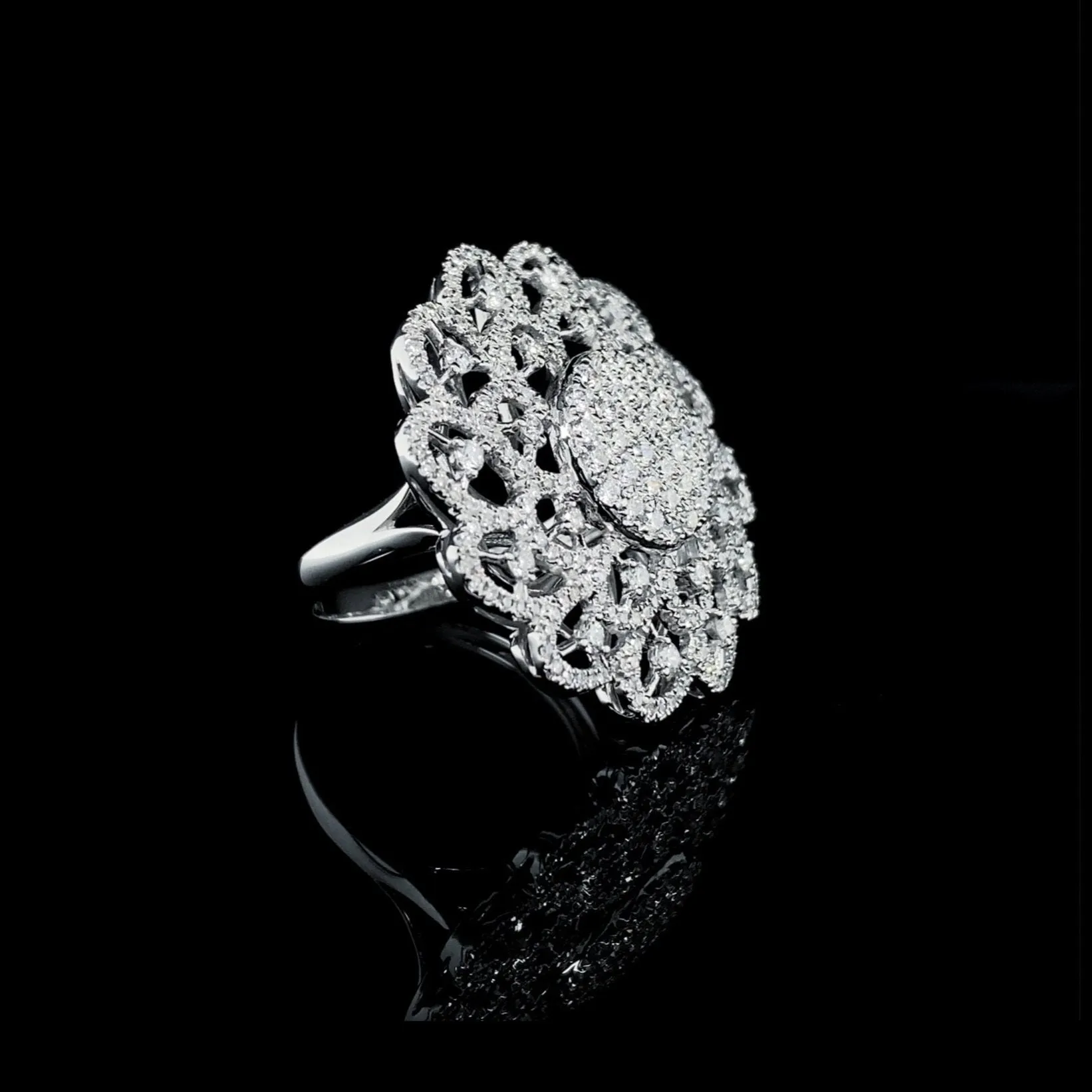 PREORDER | Floral Blossom Statement Diamond Ring 14kt