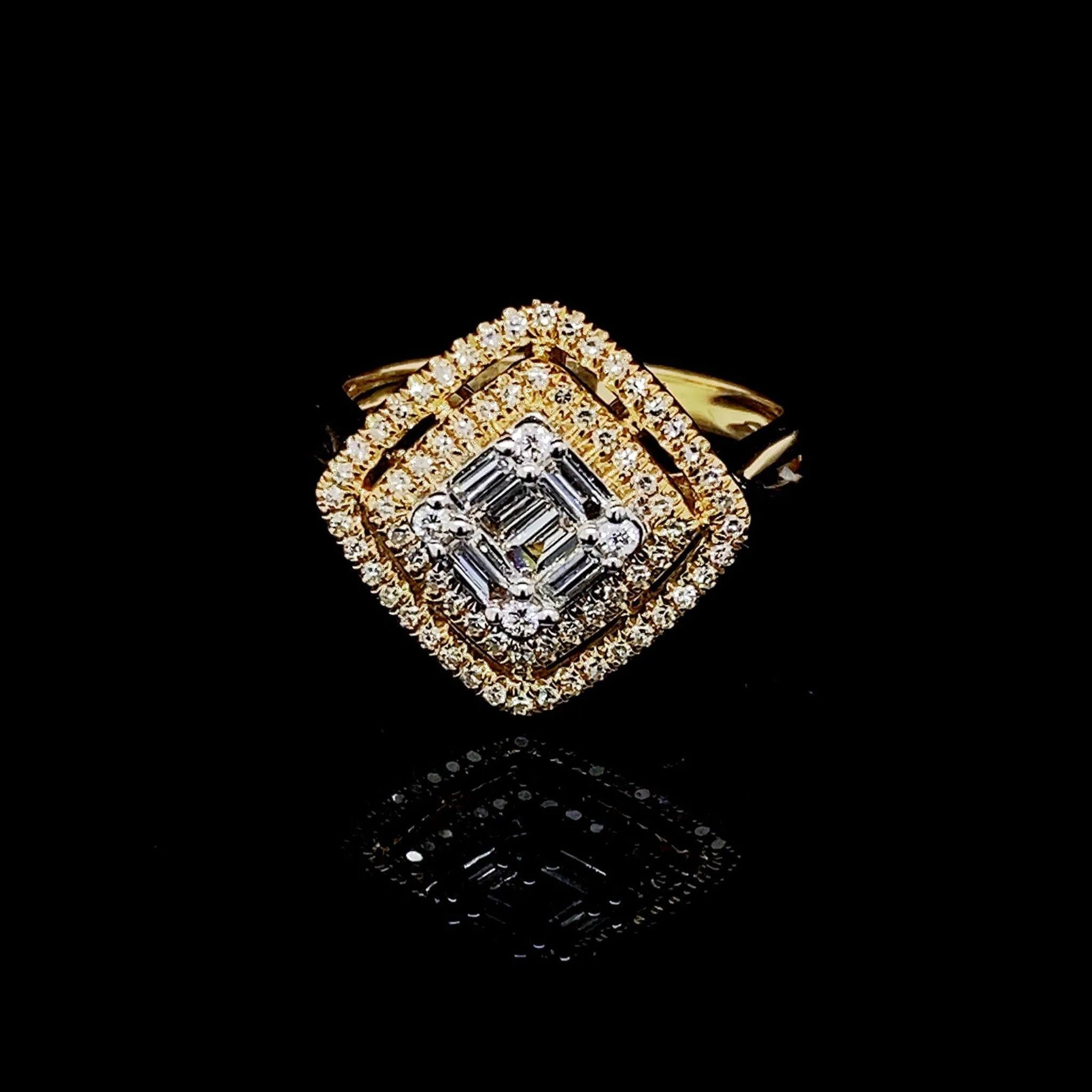 PREORDER | Golden Large Classic Square Diamond Ring 14kt