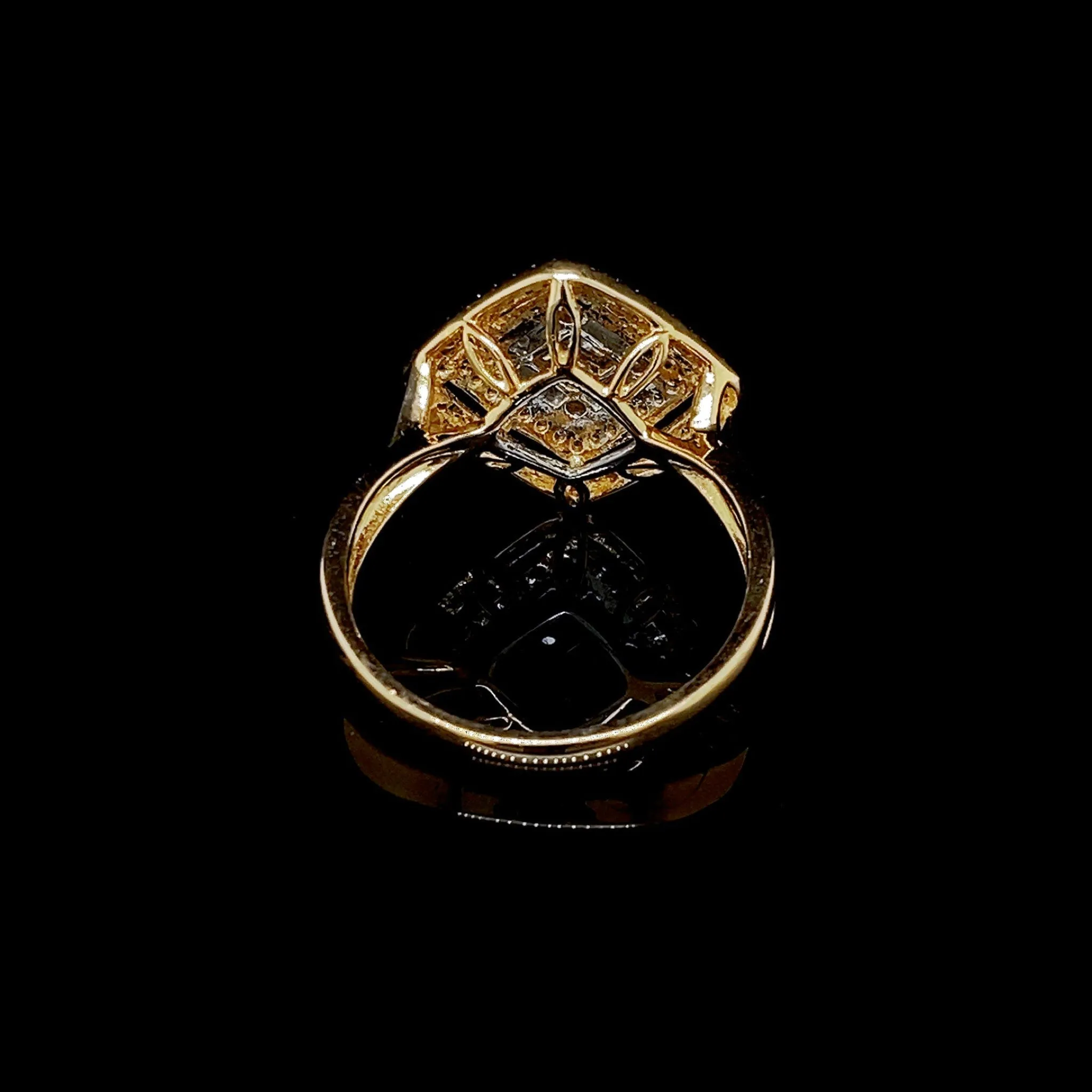 PREORDER | Golden Large Classic Square Diamond Ring 14kt