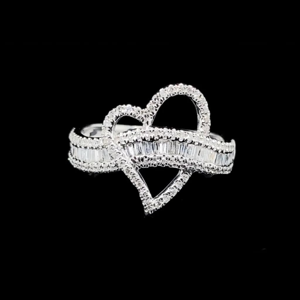 PREORDER | Heart Baguette Paved Diamond Ring 14kt