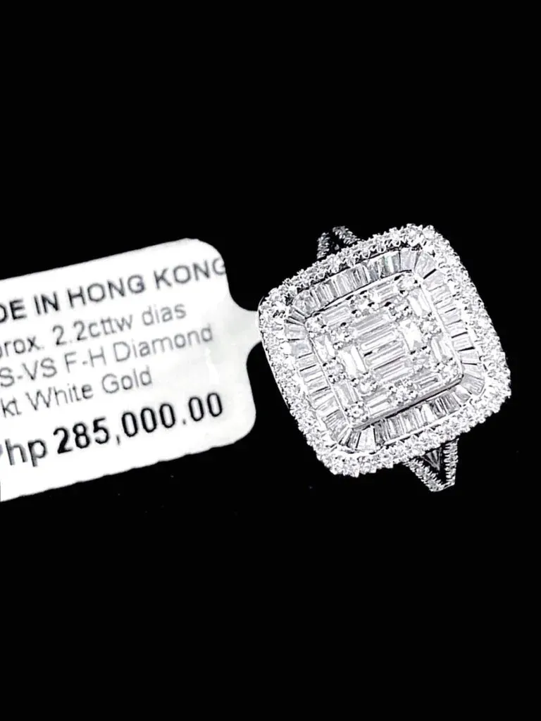 PREORDER | Large Impacted Cushion Diamond Ring 14kt