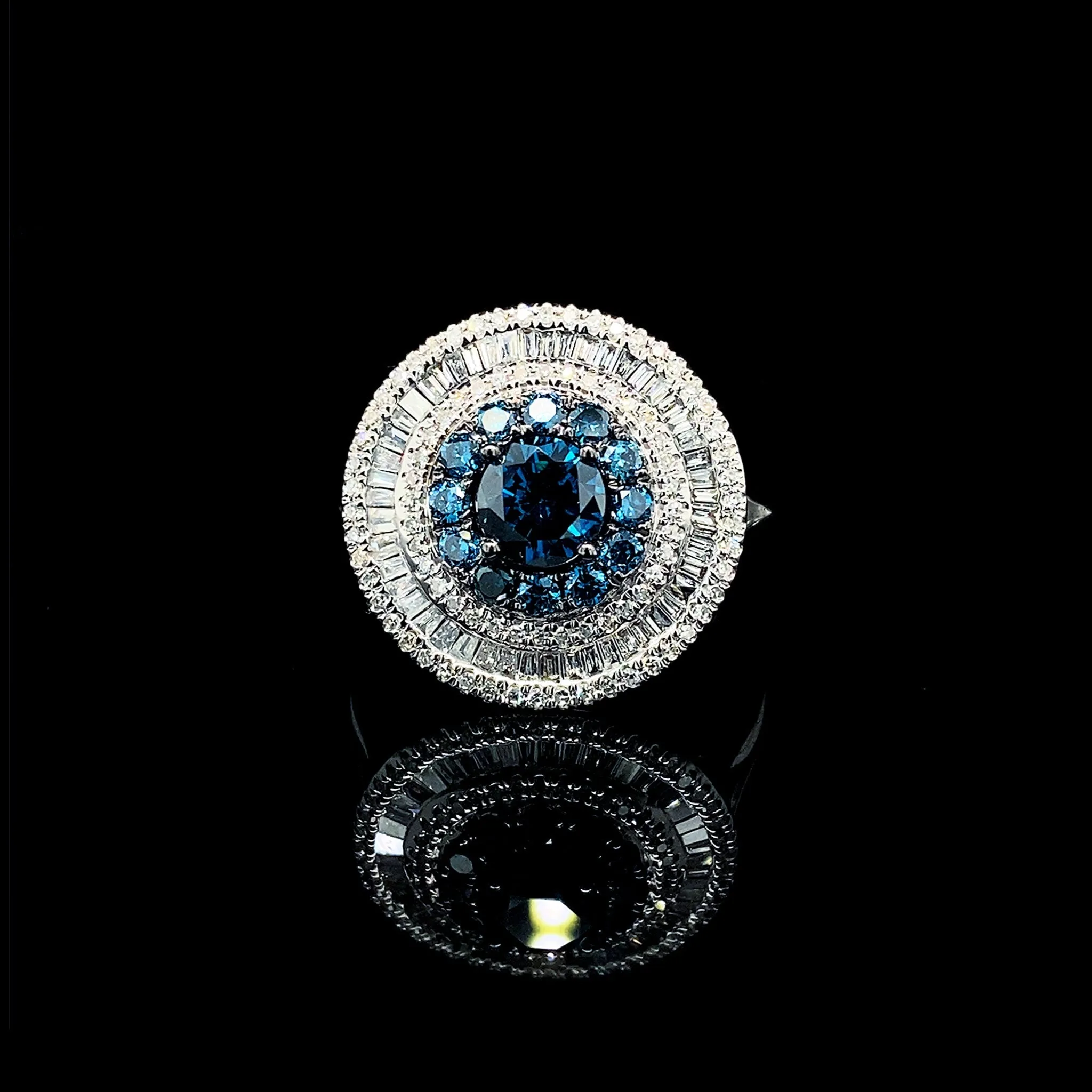 PREORDER | Round Blue Colored Diamond Ring 14kt