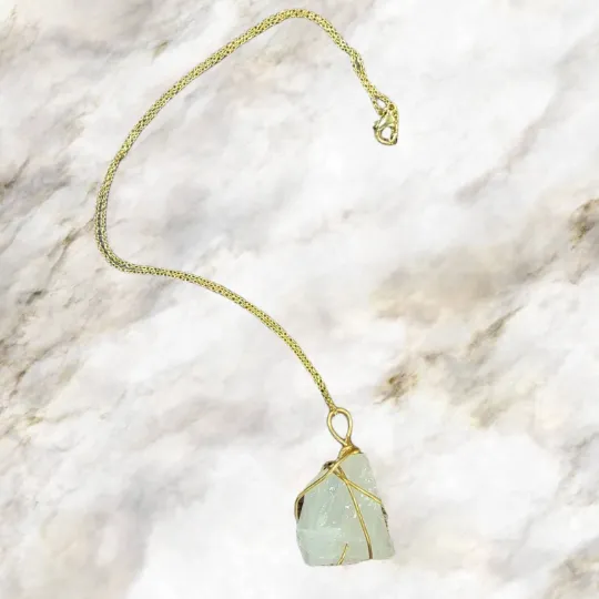 Quartz Gold Chain Pendant Necklace