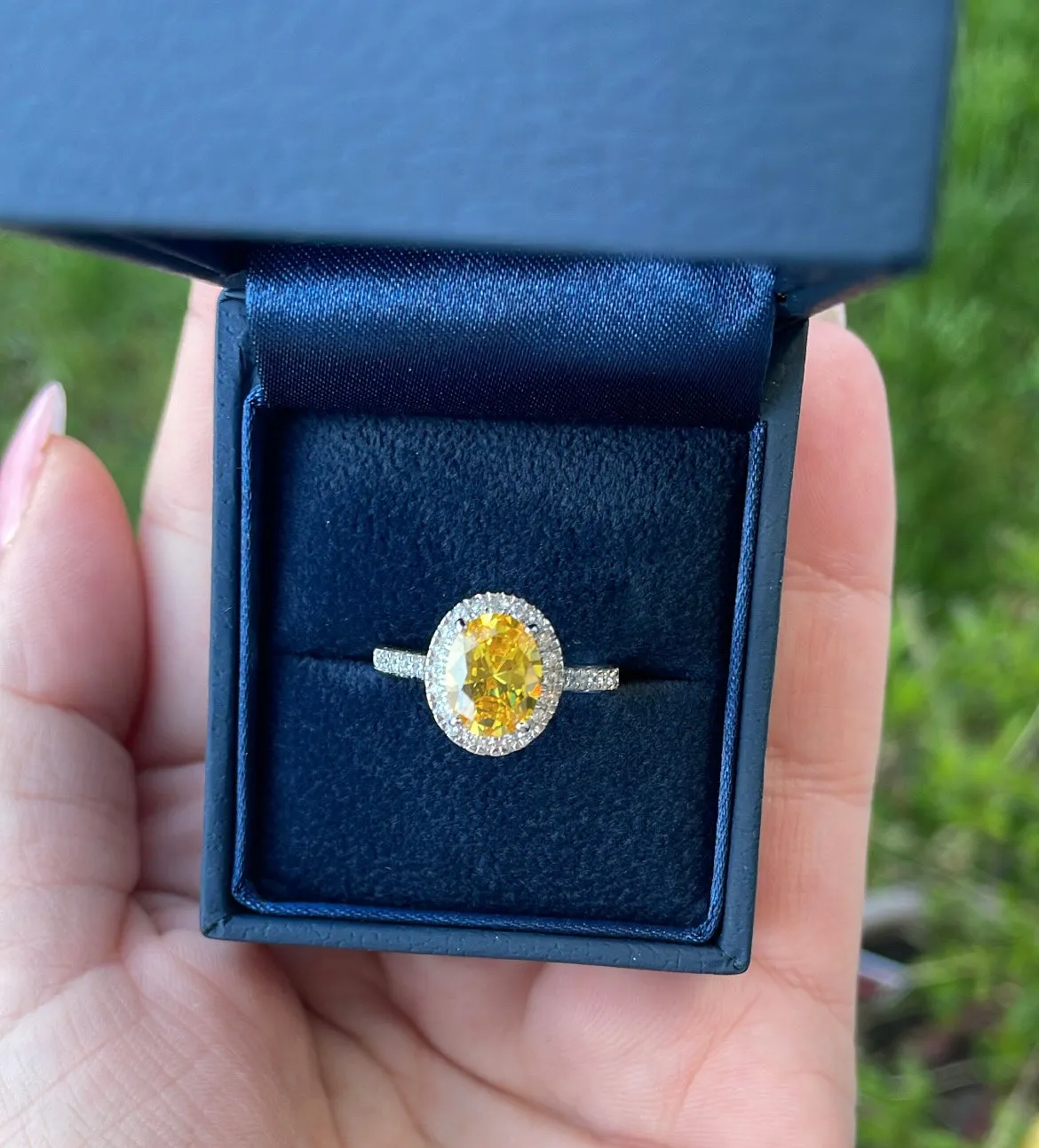 Sterling Silver Oval Citrine Ring