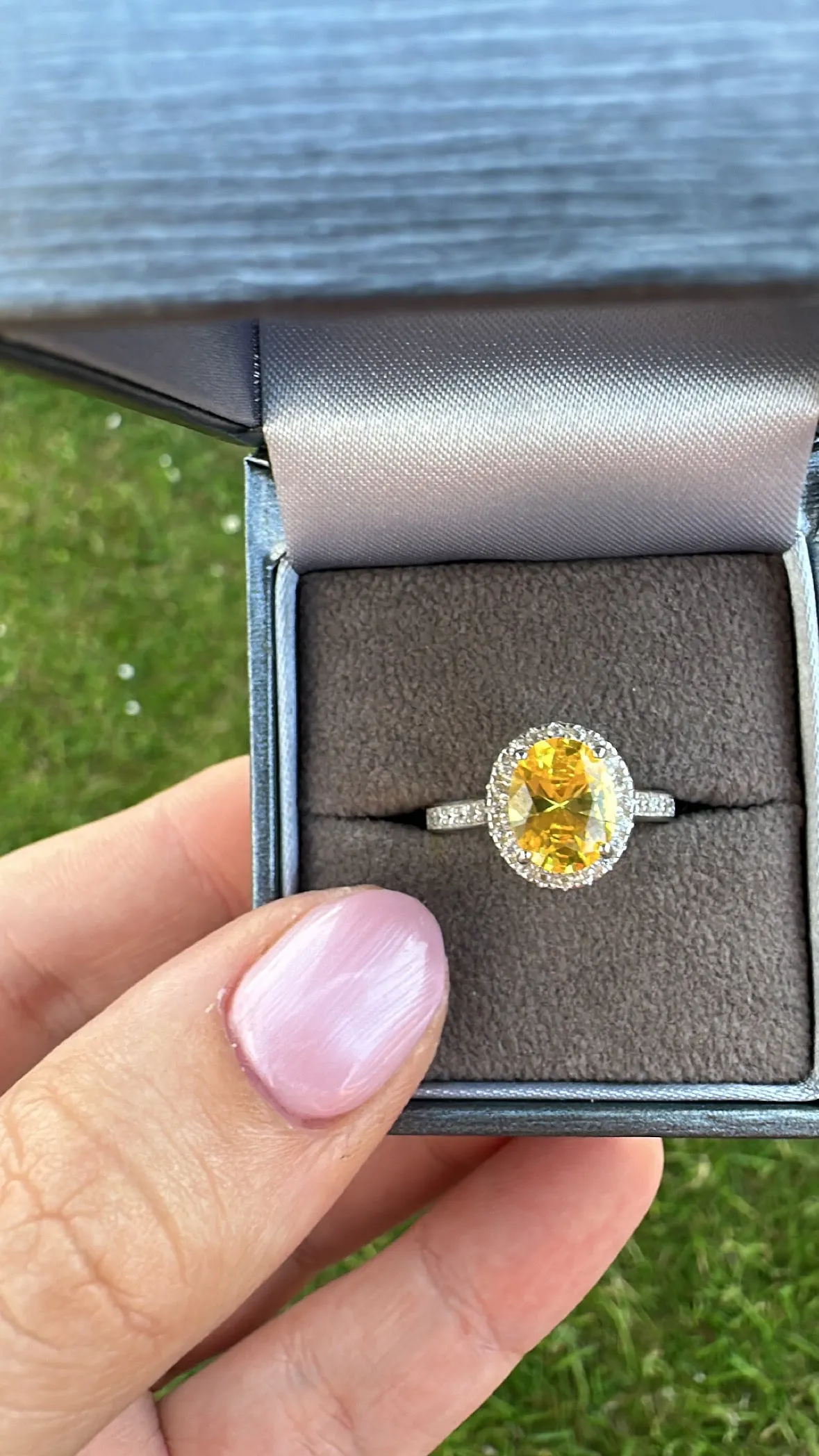 Sterling Silver Oval Citrine Ring