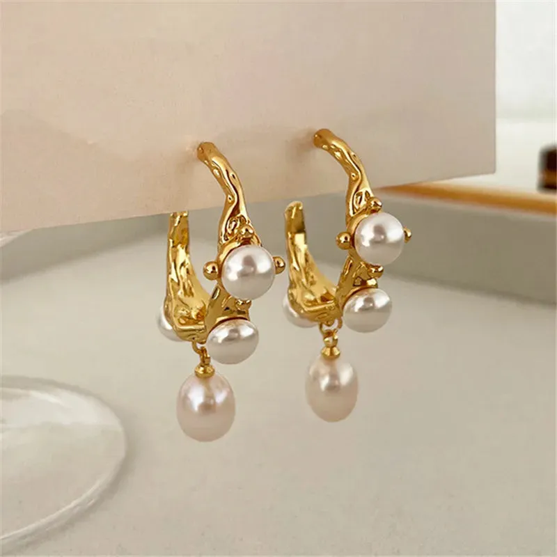 VAIGE Chic Irregular Baroque Pearl Drop Earrings in Crystal Rhinestone - Vintage Elegance