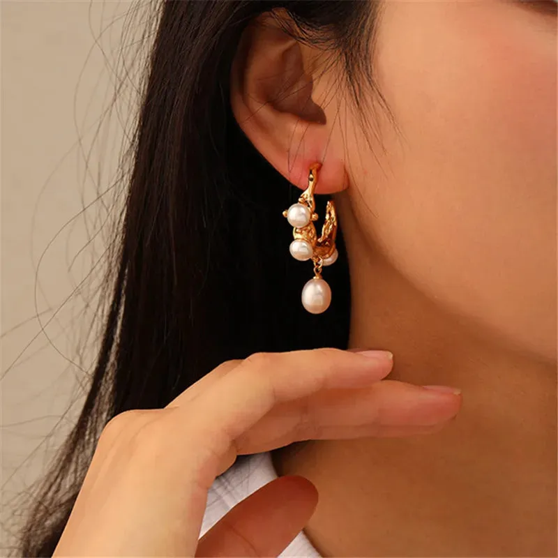 VAIGE Chic Irregular Baroque Pearl Drop Earrings in Crystal Rhinestone - Vintage Elegance